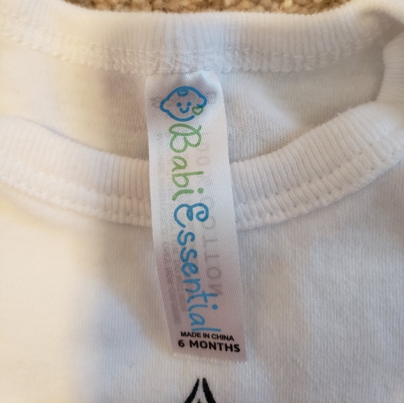 Onsie - Picture 2 of 2